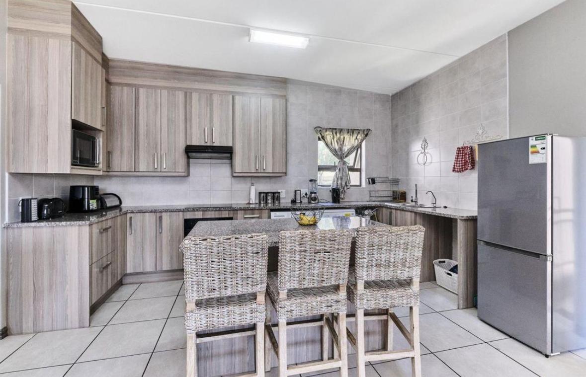 2 Bedroom Apartment for Sale - Gauteng