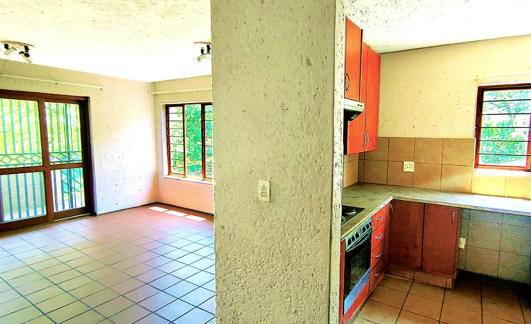 730615_lounge_kitchen.jpg