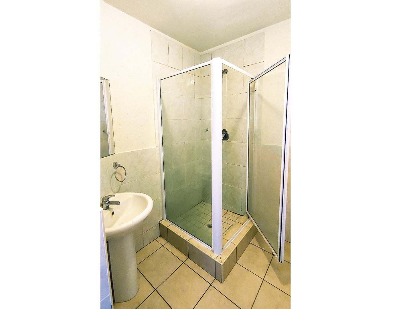 731774_bath1.jpg