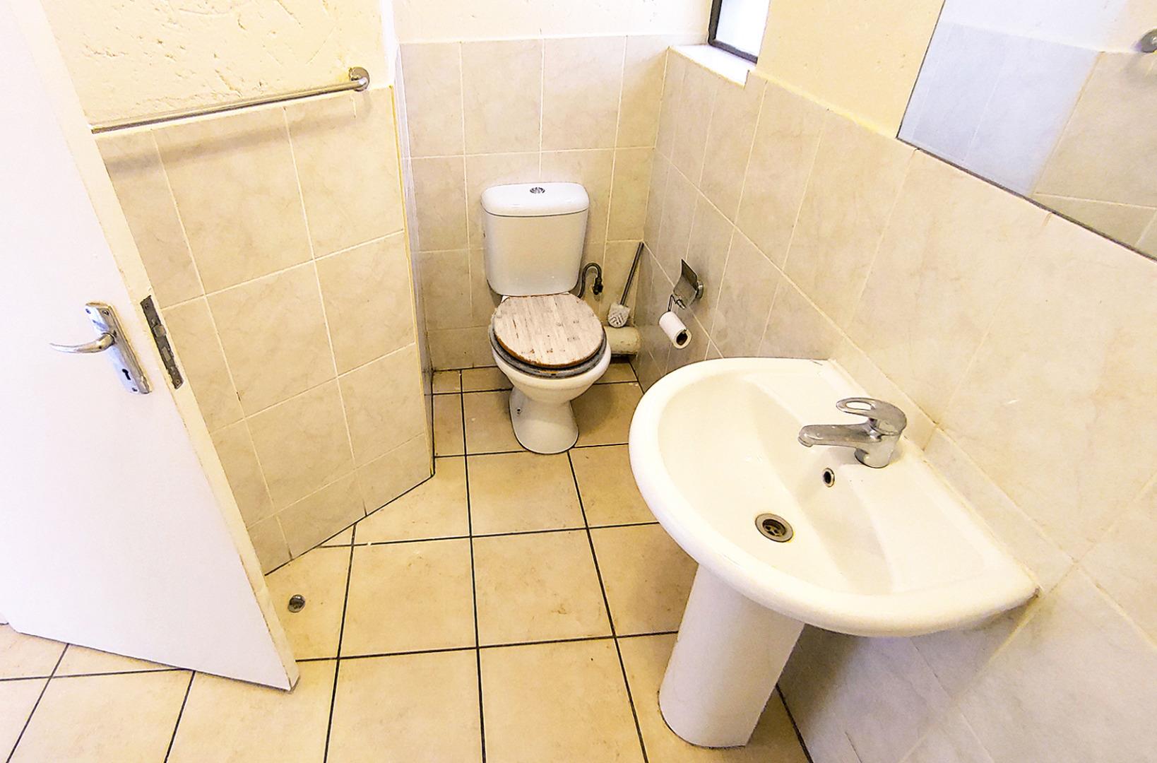 731774_bath3.jpg