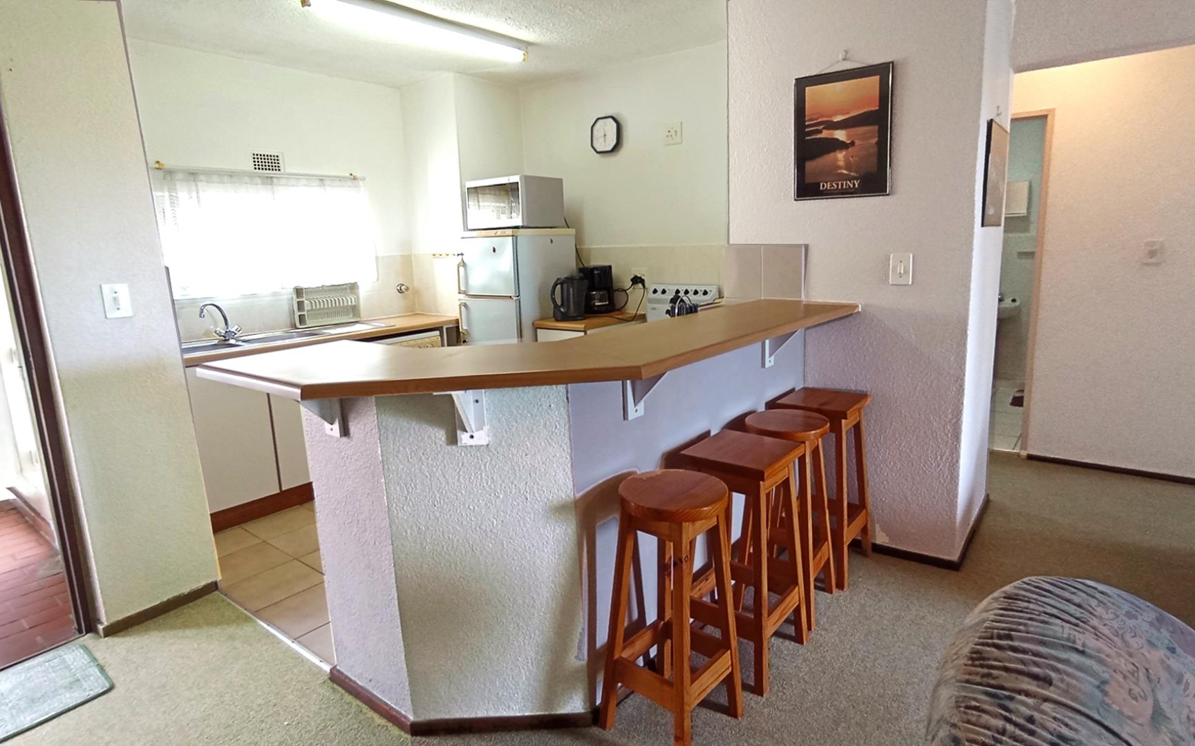 739821_kitchen_2.jpg