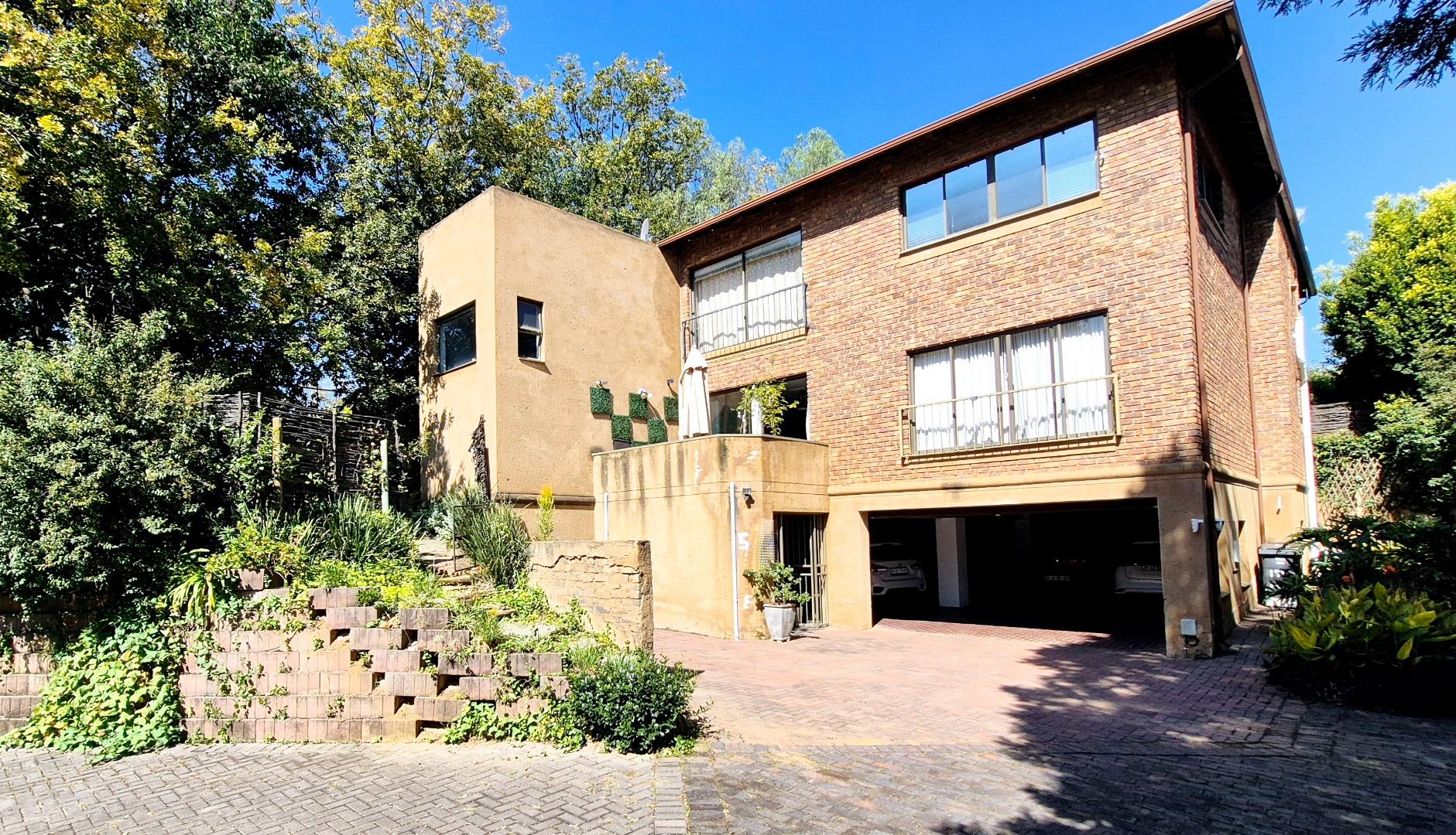 4 Bedroom House for Sale - Gauteng