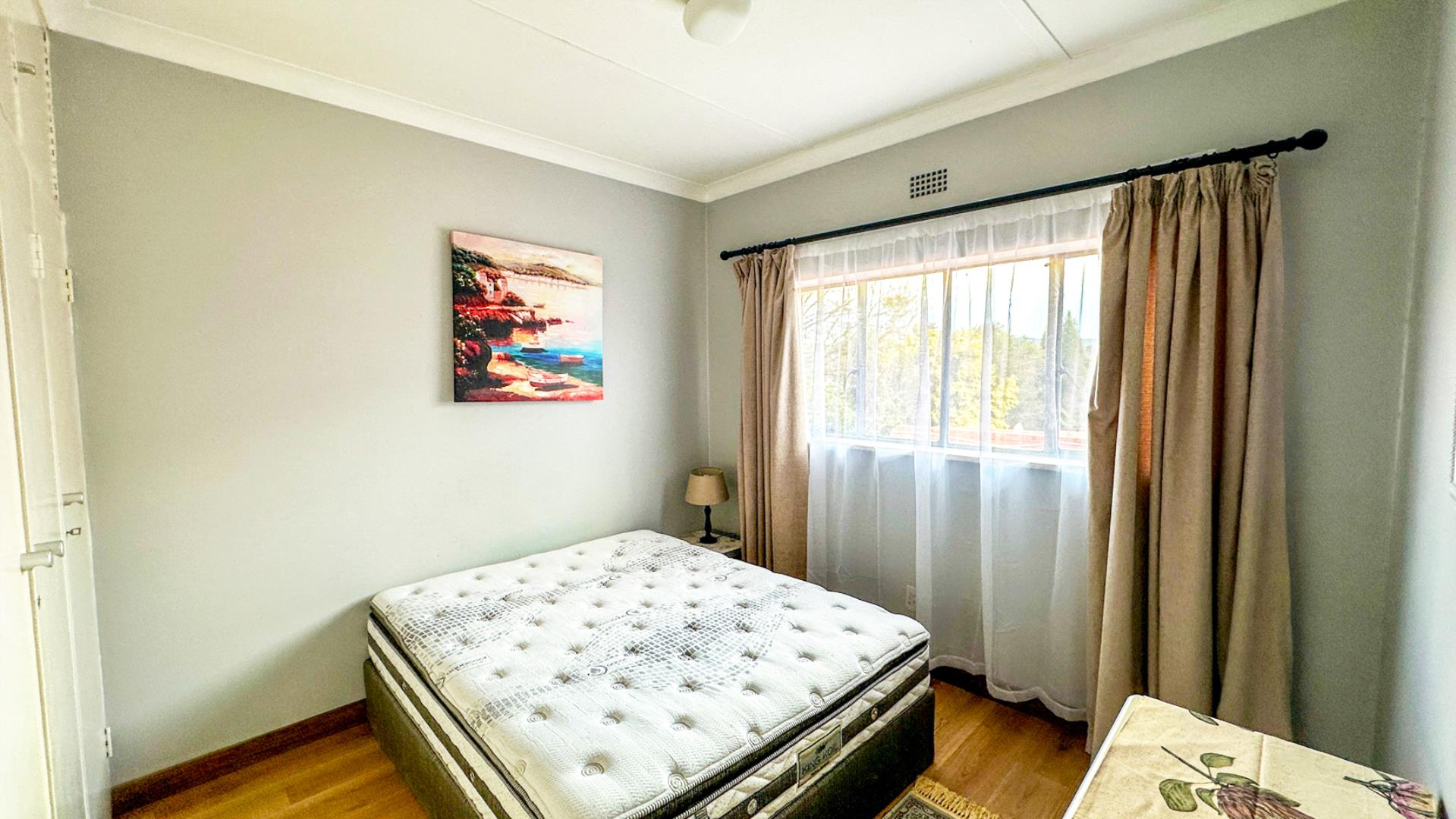 751045_bed4.jpg