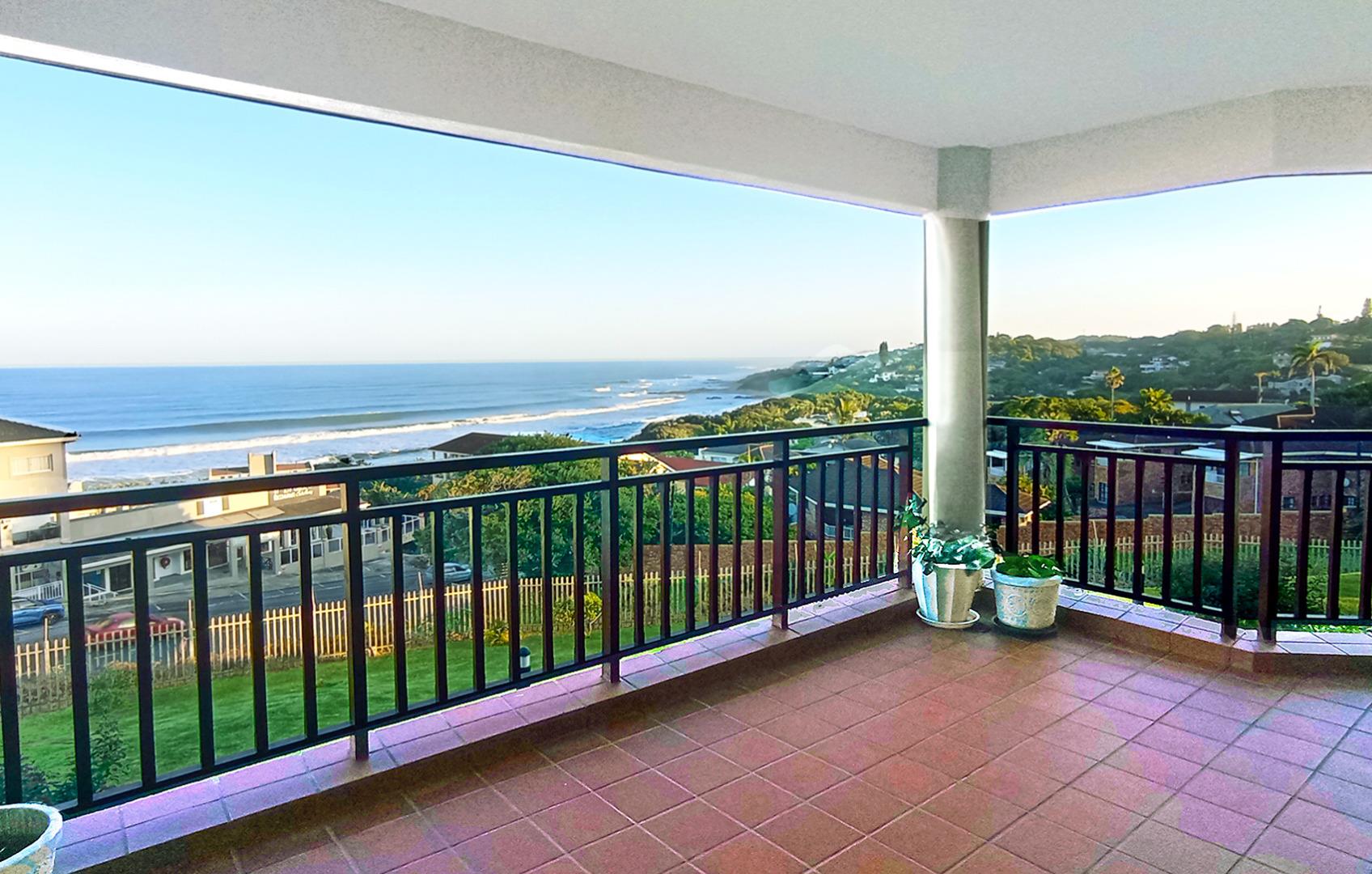 751332_balcony2.jpg