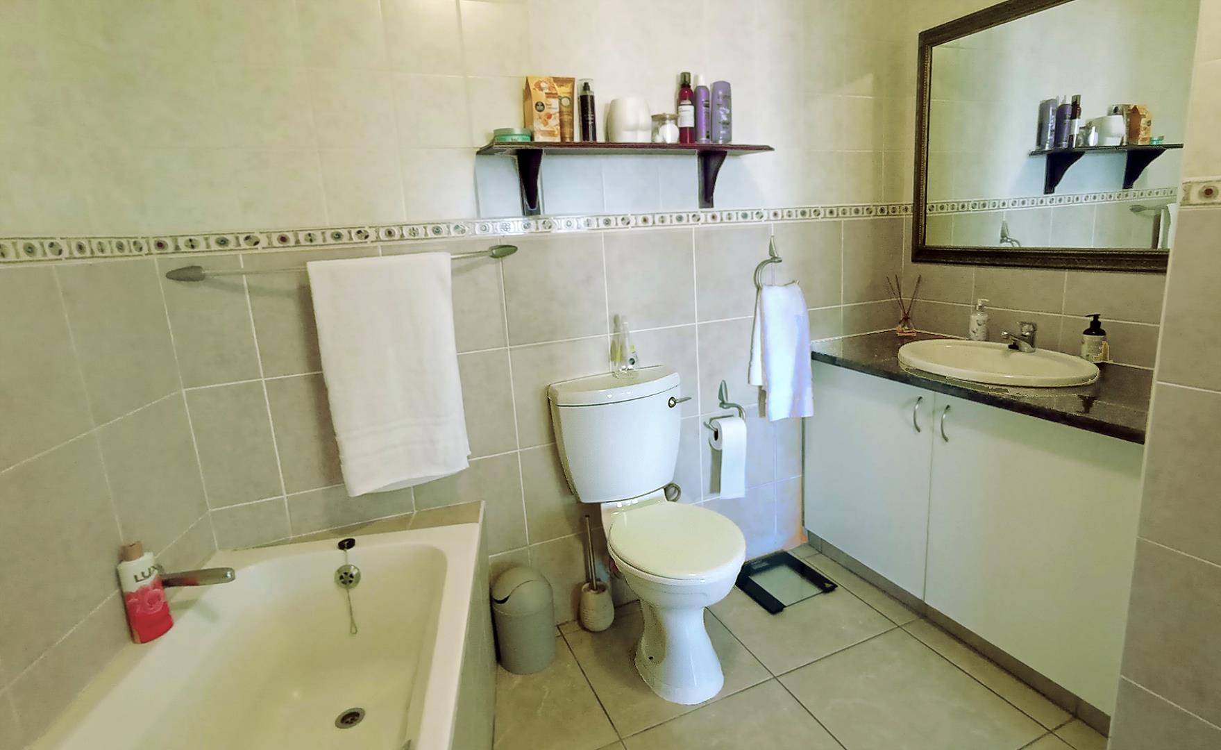 751332_bath2.jpg