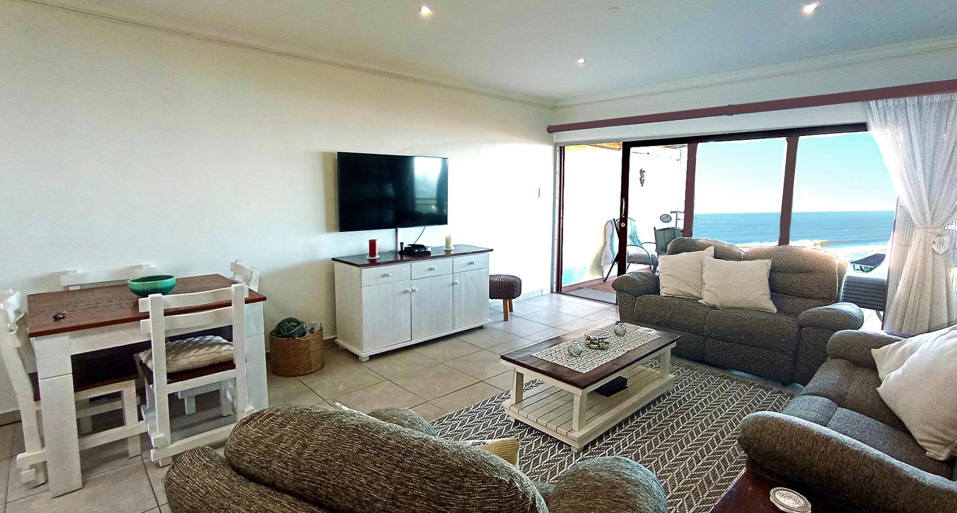 751332_lounge2.jpg