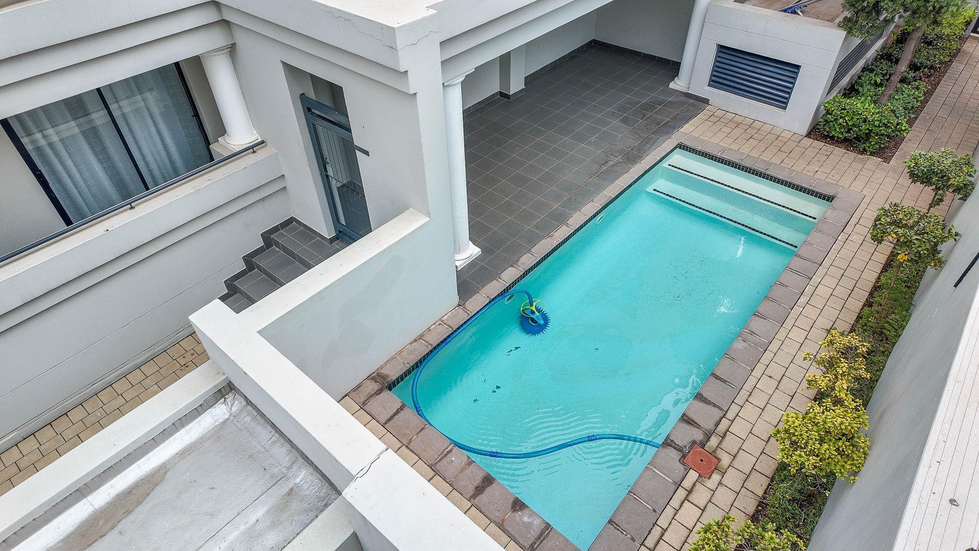 2 Bedroom Apartment for Sale - Gauteng