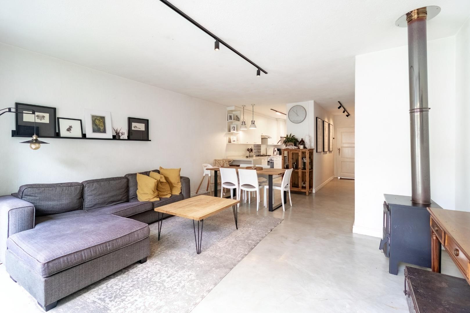 2 Bedroom Duplex for Sale - Gauteng