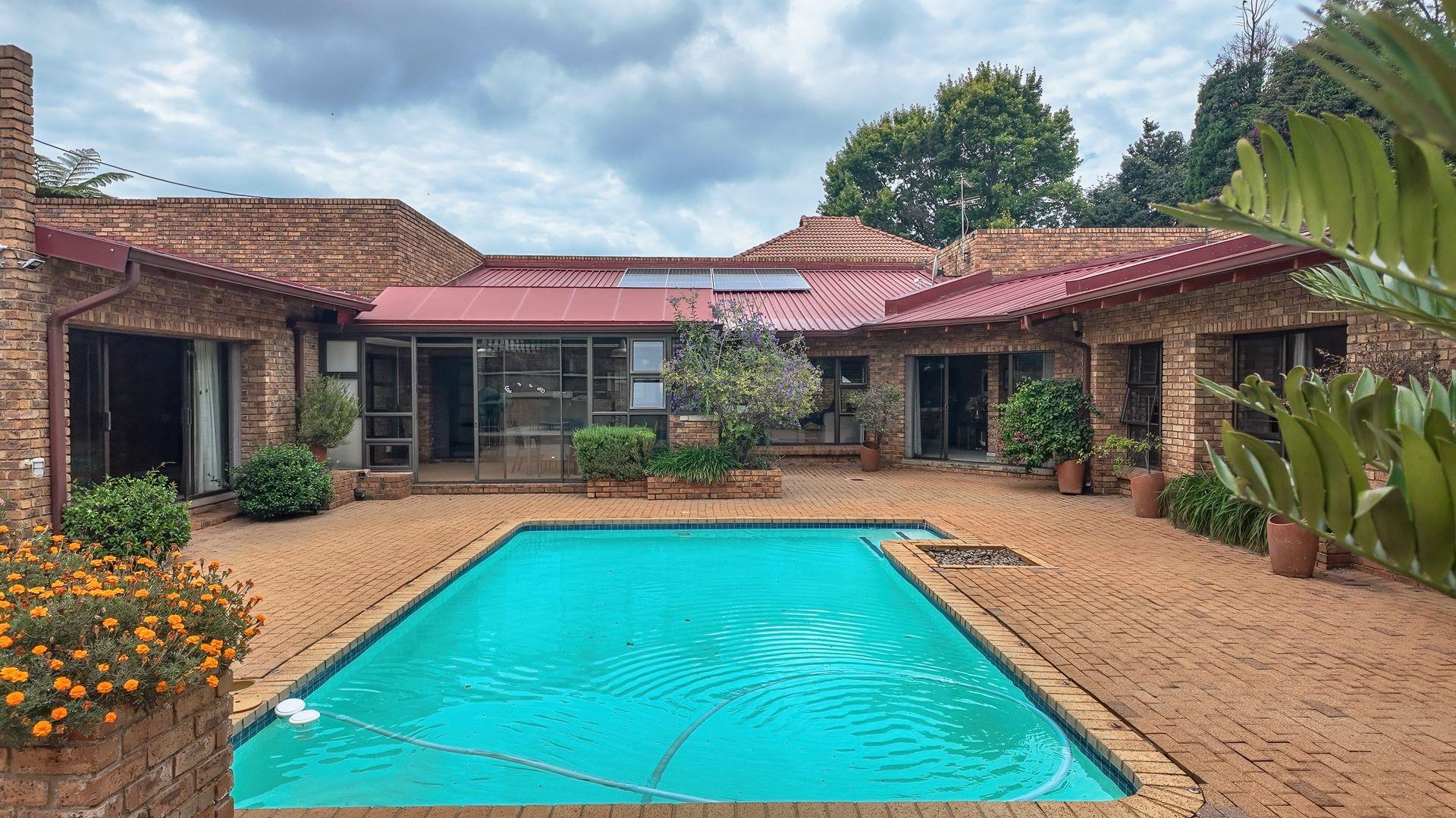 5 Bedroom House for Sale - Gauteng