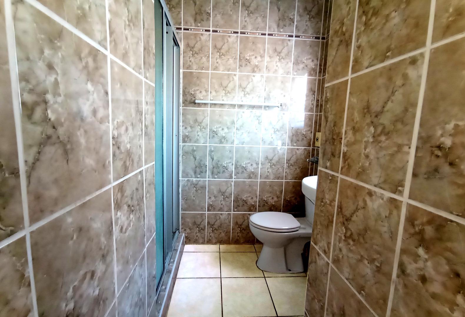 765156_bath7.jpg