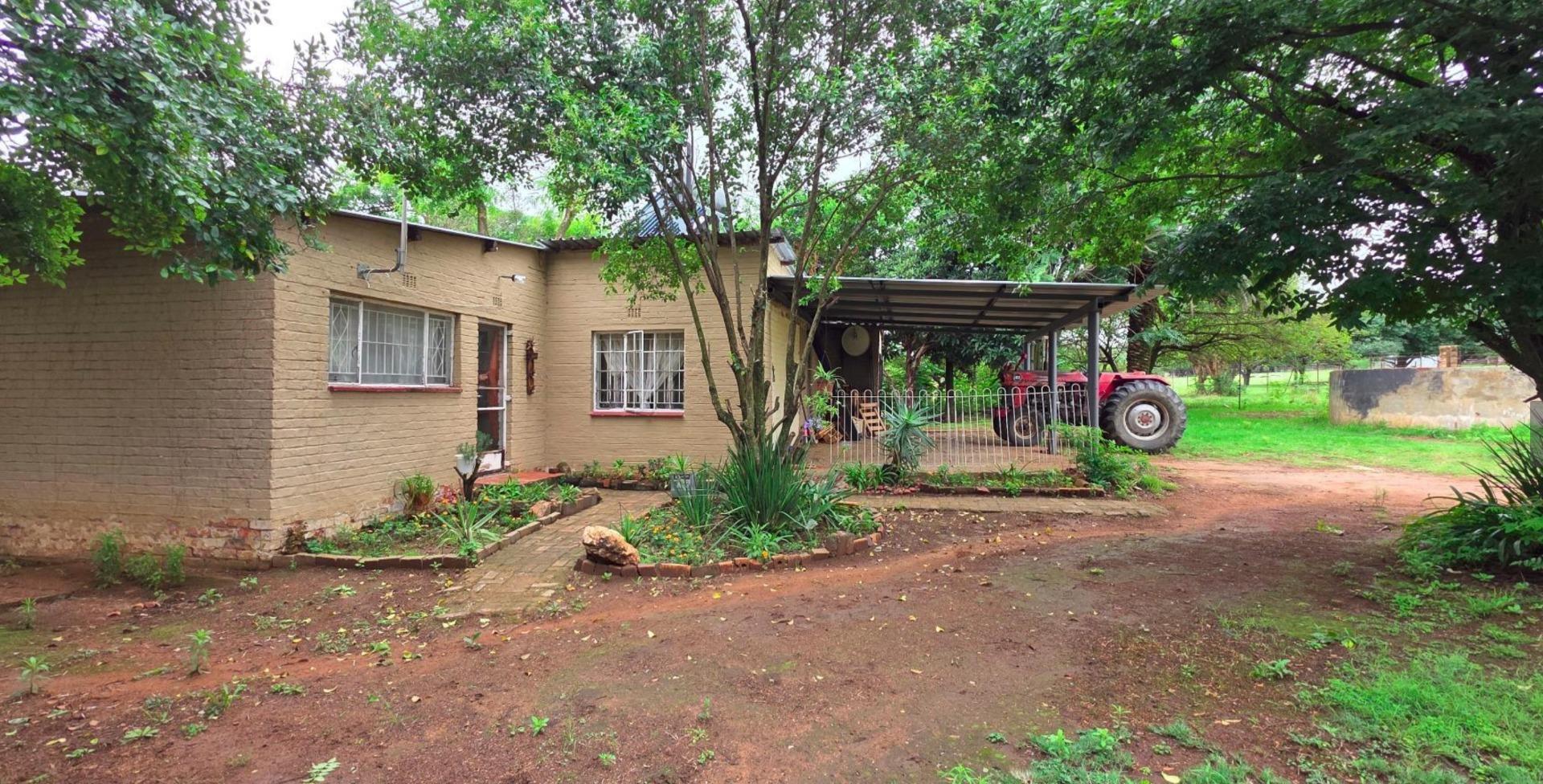 765595_Afdak-Cottage.jpg