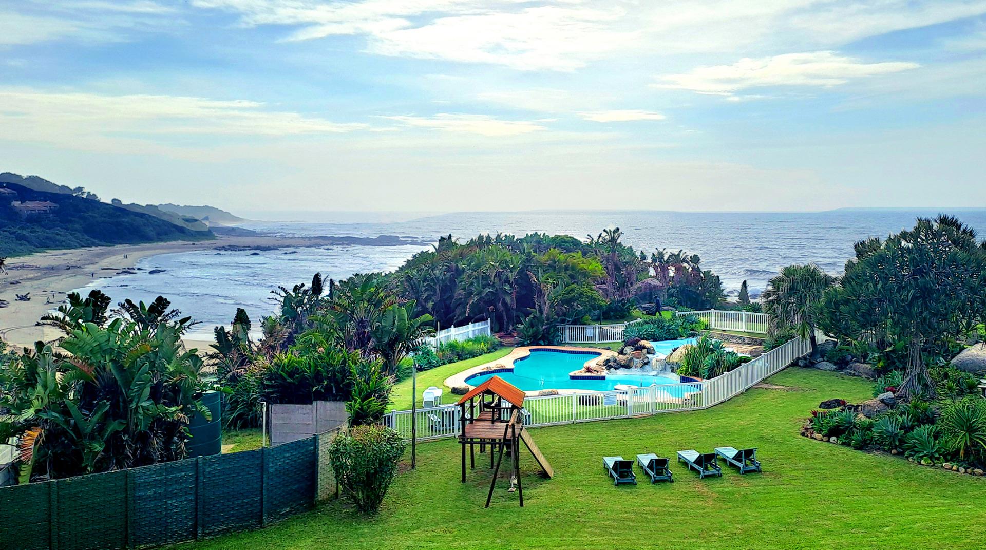 765670_Pool2.jpg