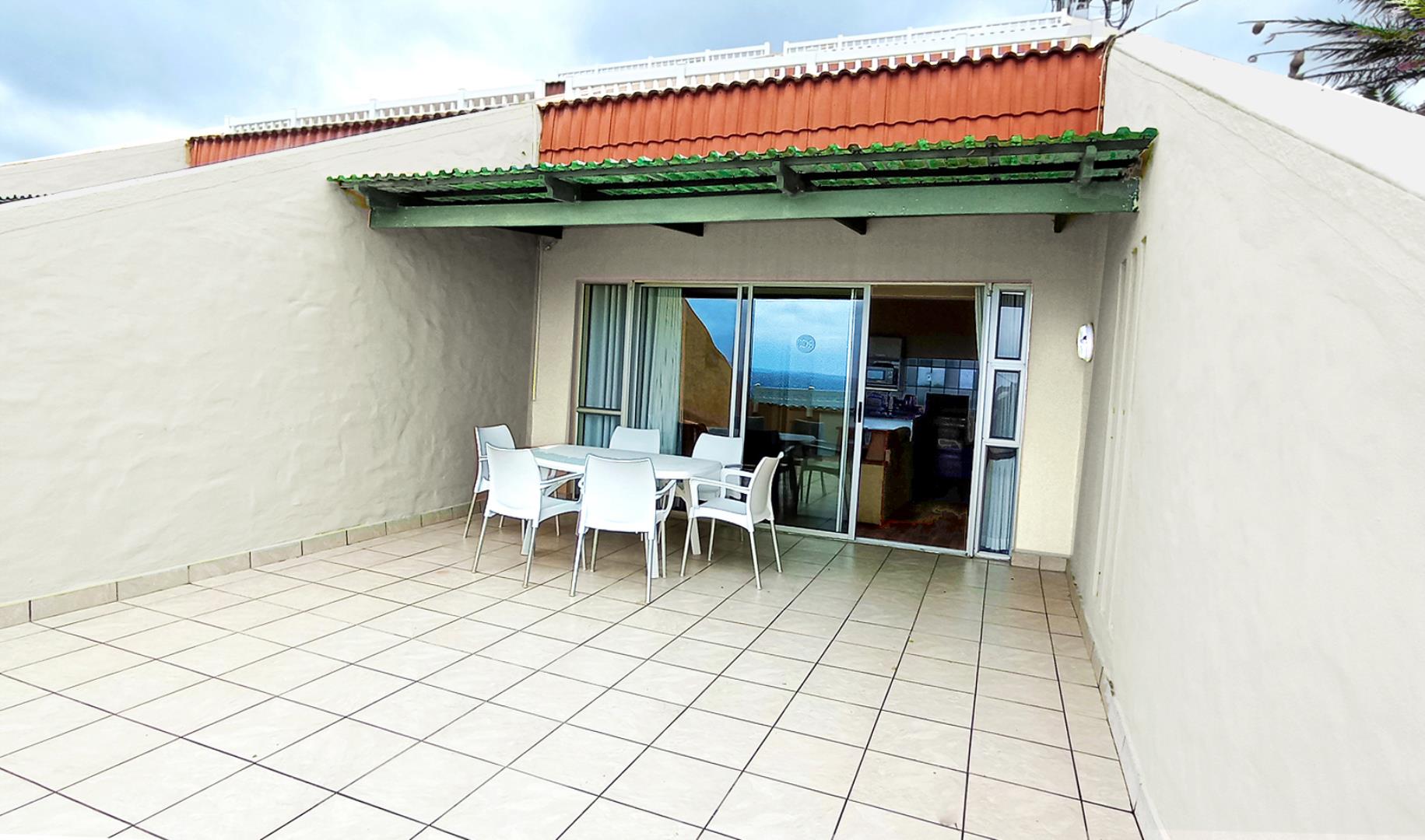 765670_patio2.jpg