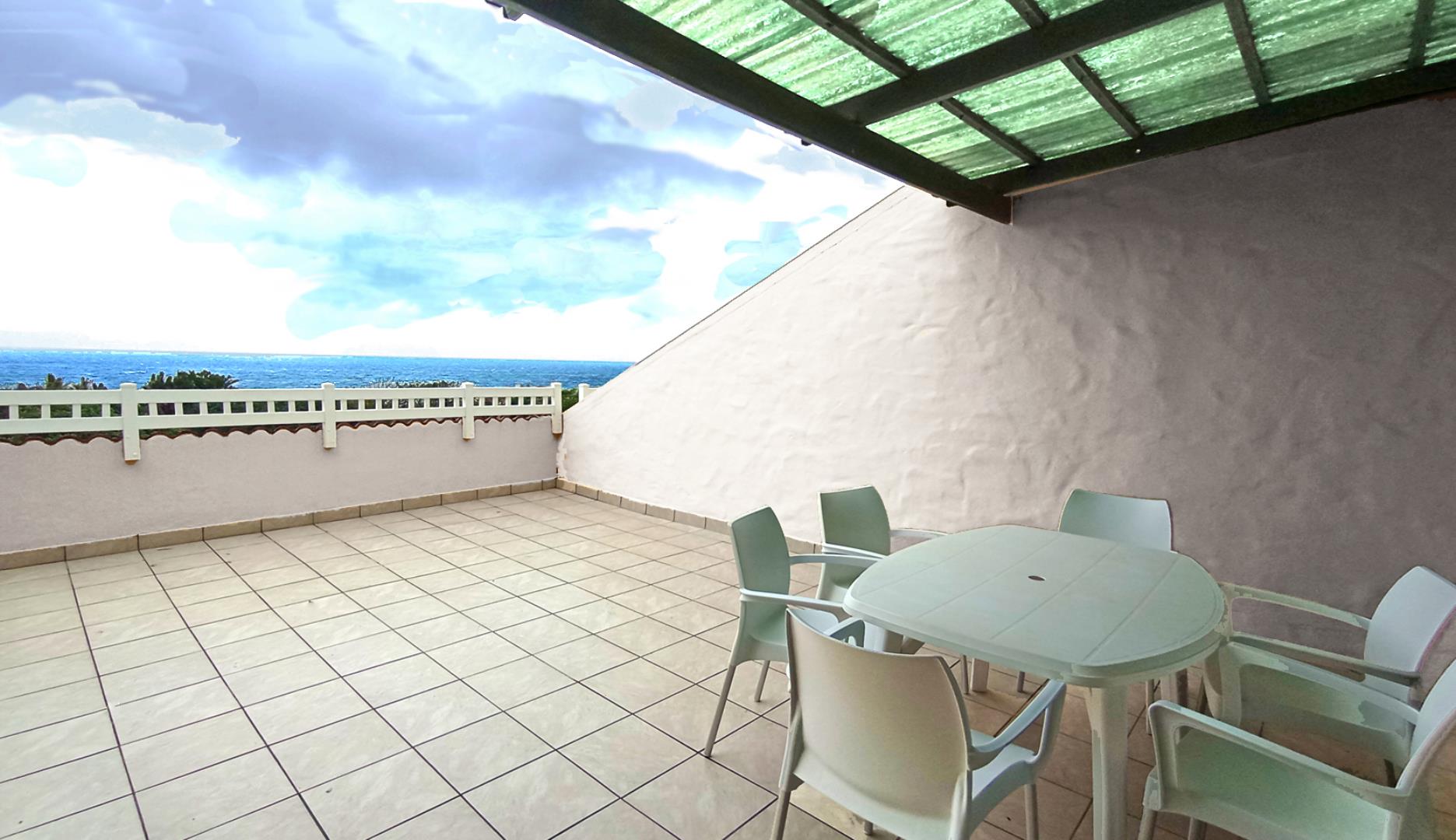 765701_patio1.jpg