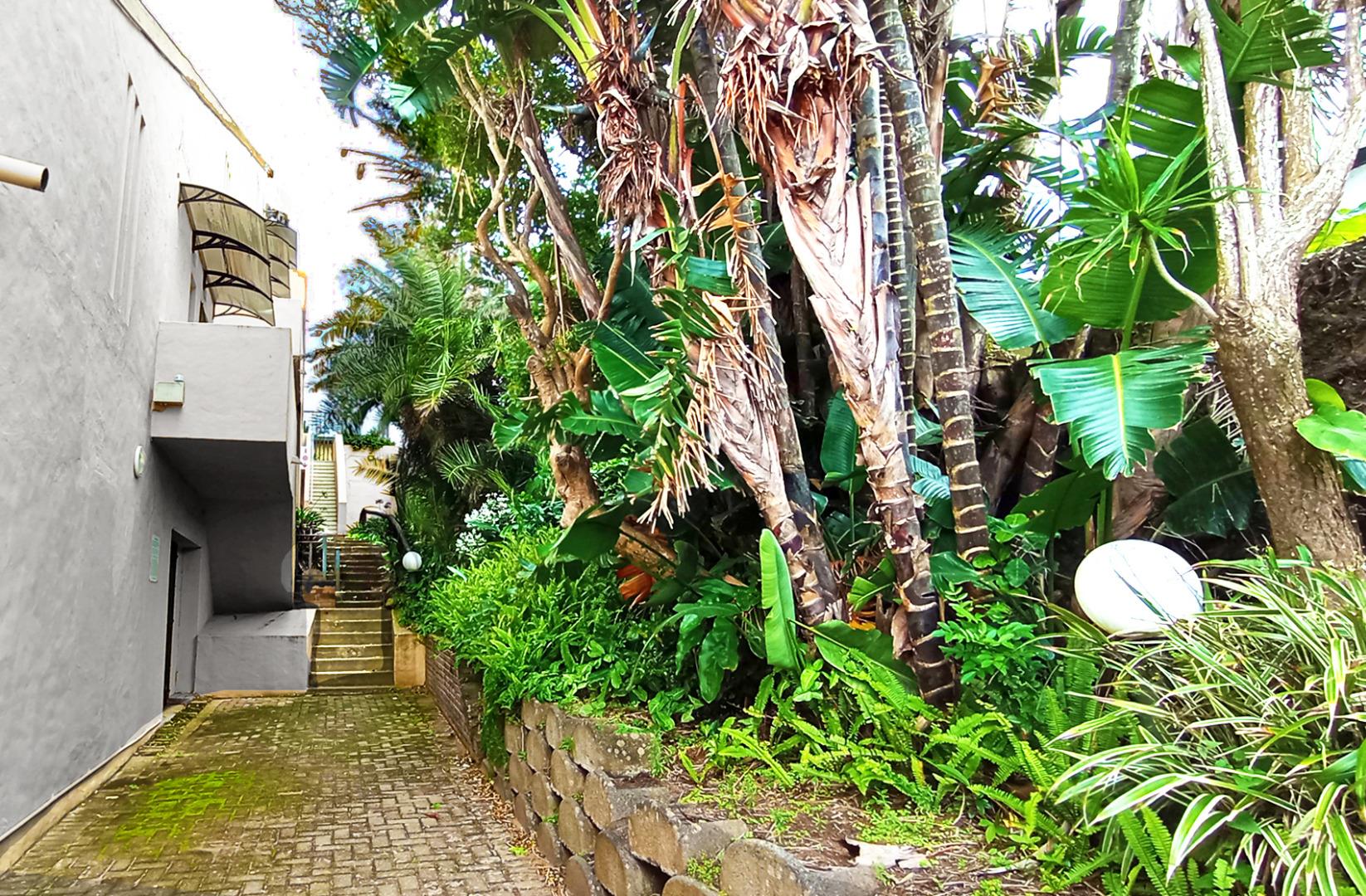 765701_side3.jpg