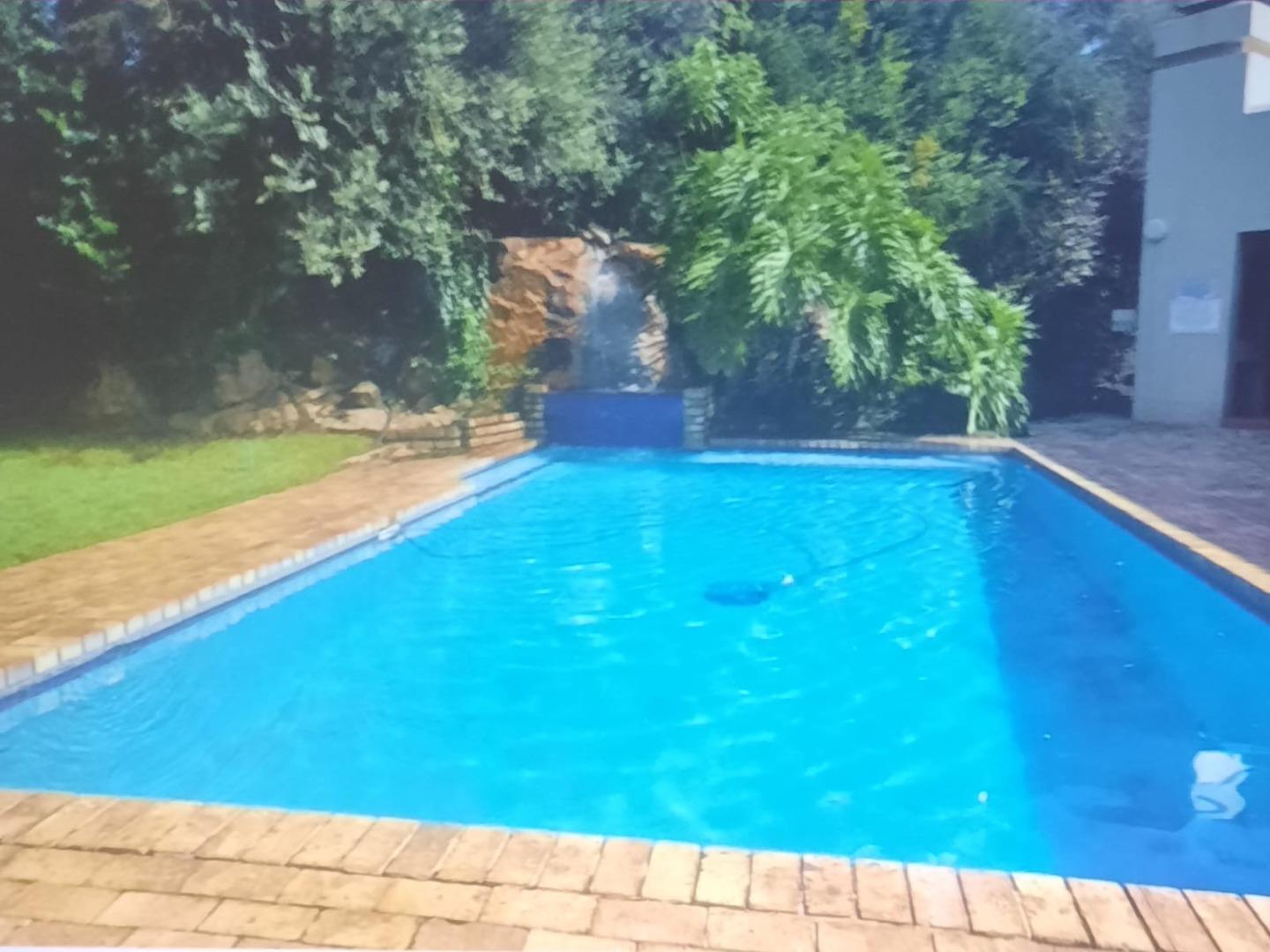 0.5 Bedroom House for Sale - Gauteng