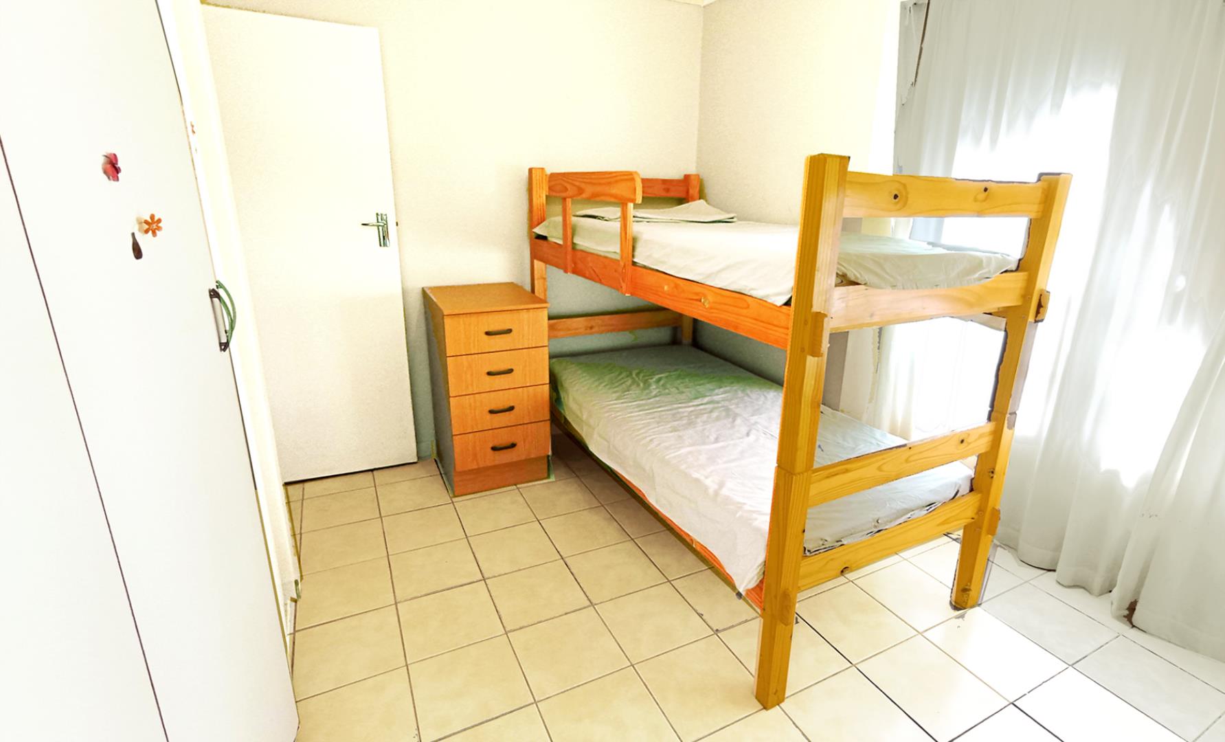 766271_bed2.jpg