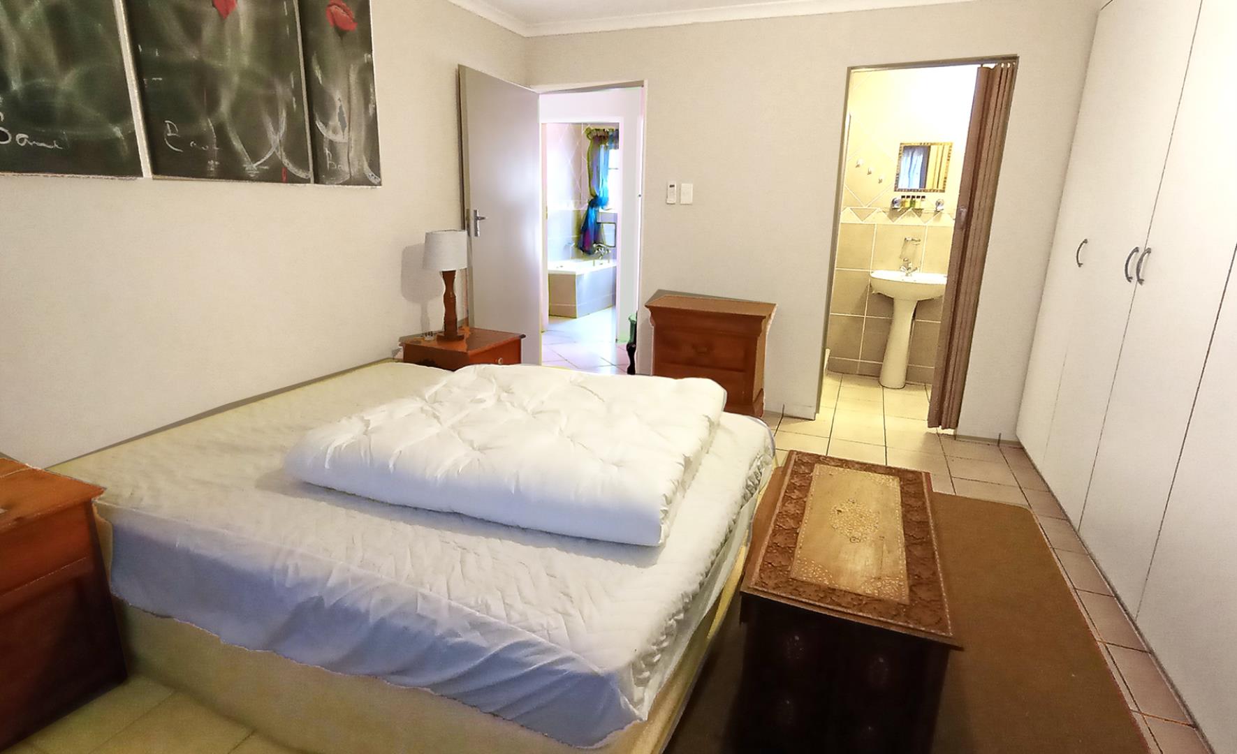 766271_bed3.jpg