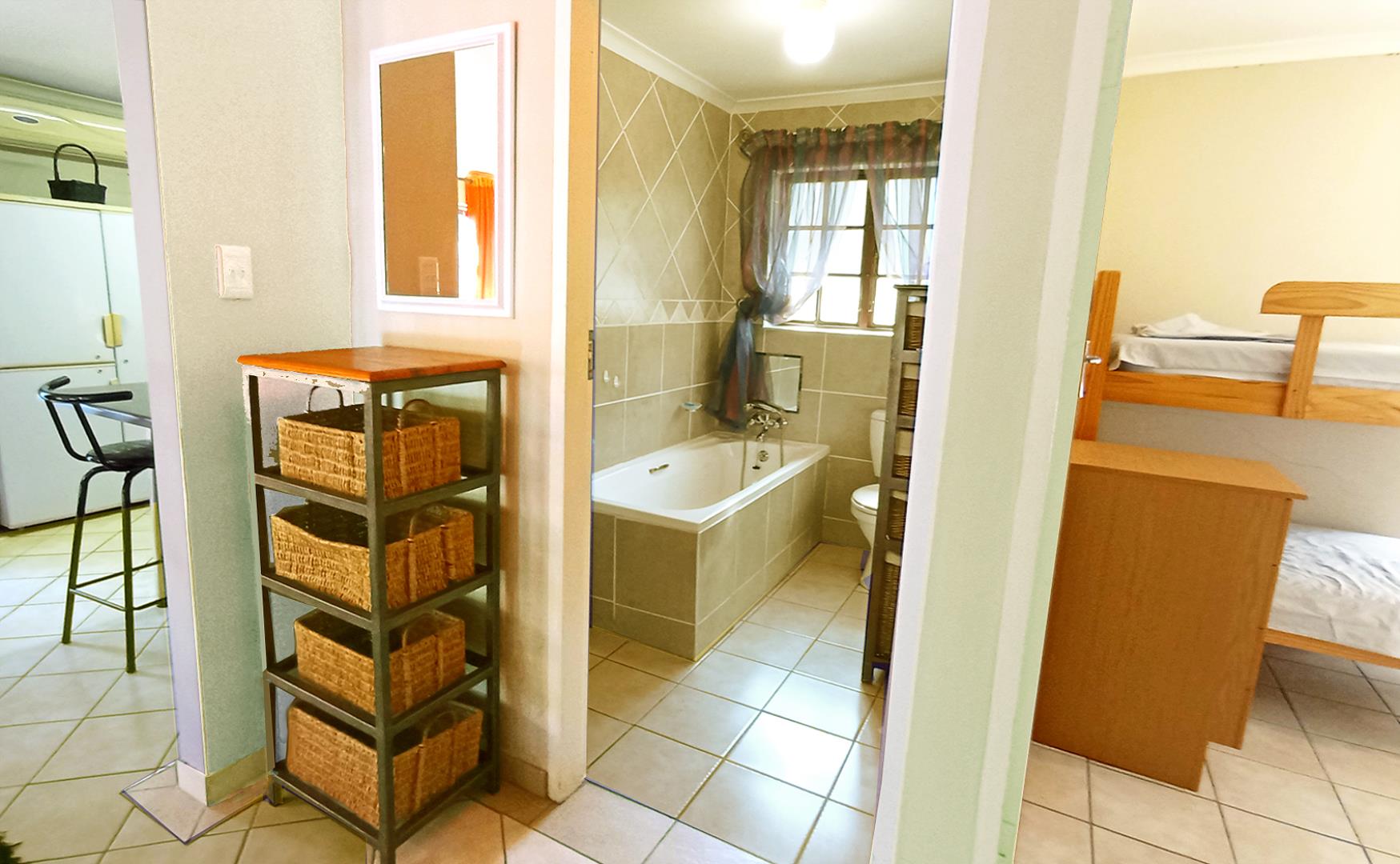 766271_kitchen1.jpg
