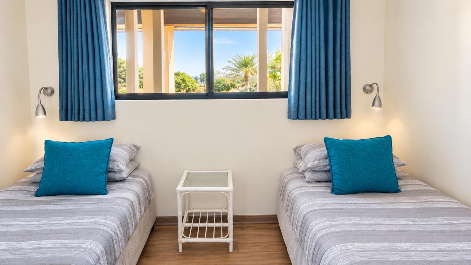 769650_Bedroom_twin.jpg