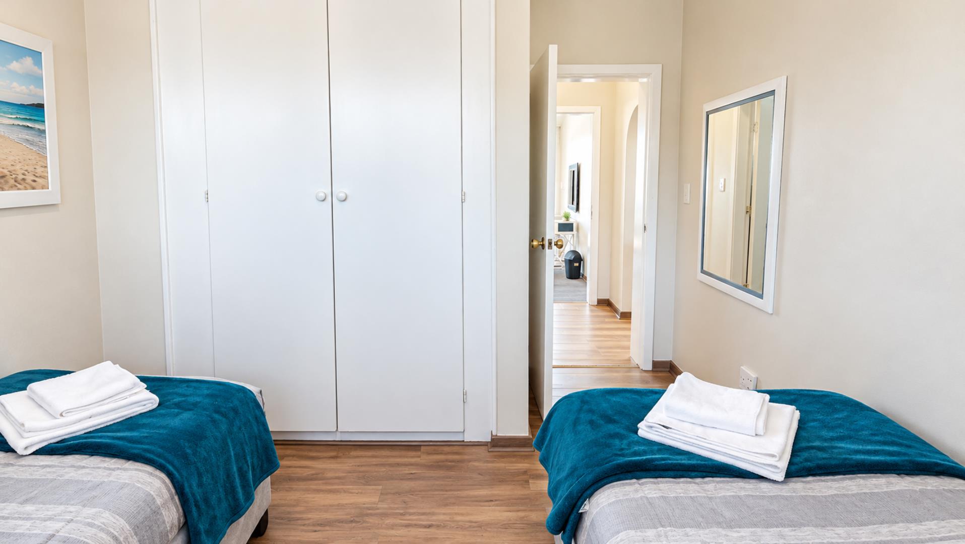 769650_Bedroom_twin1.jpg